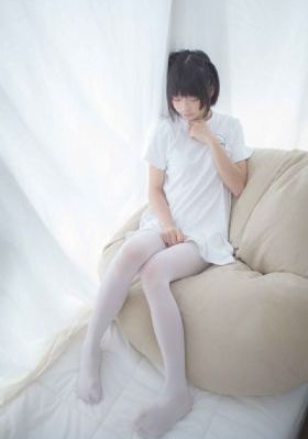 国产亚洲制服色_720全集免费观看