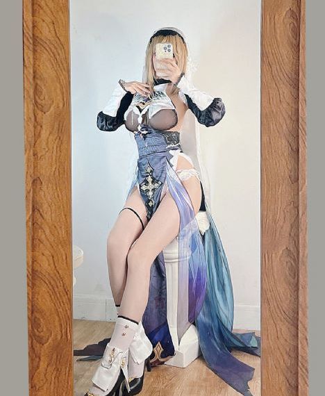 欧美人妖cossey_BD完整在线观看