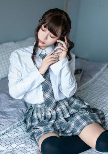 欧美塑身乳罩_1080P在线播放