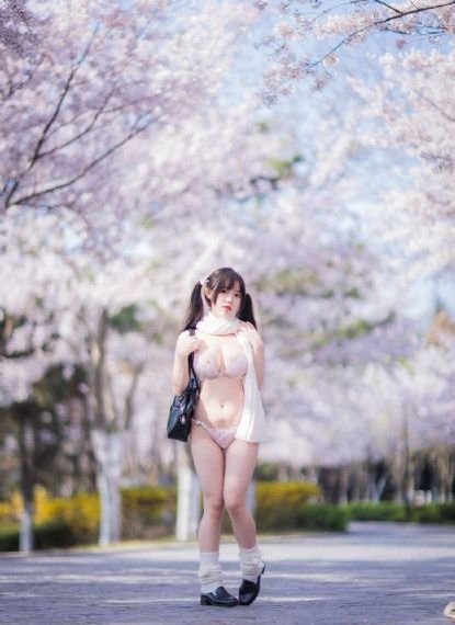 欧美一级裸体推油精选_DVD电影完整版在线观看