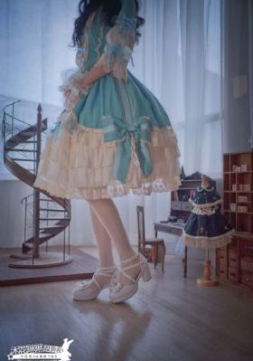 俄罗斯大屁股xxxxxhd_4K神马在线观看