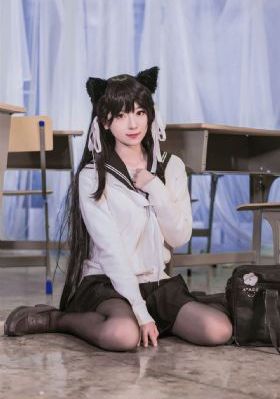 欧美牛仔短裤美女图片_DVD在线观看电视