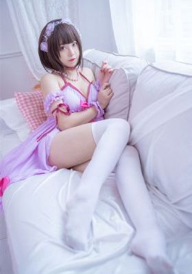 《年轻漂亮大胸继拇2》第6集_DVD天堂在线